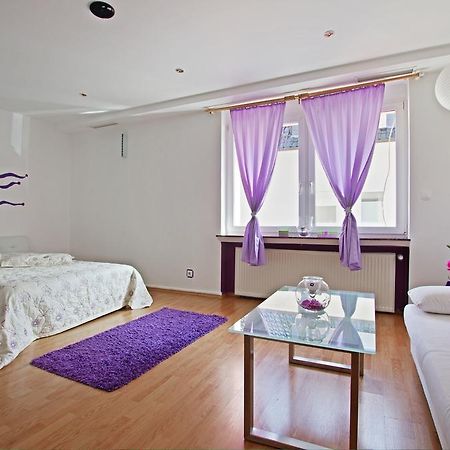 Private Rooms Hannover - Room Agency Екстериор снимка